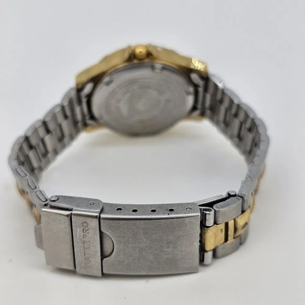 VTG Guess Women's Watch‎ 28MM Green Dial Date Two Tone Bracelet 6